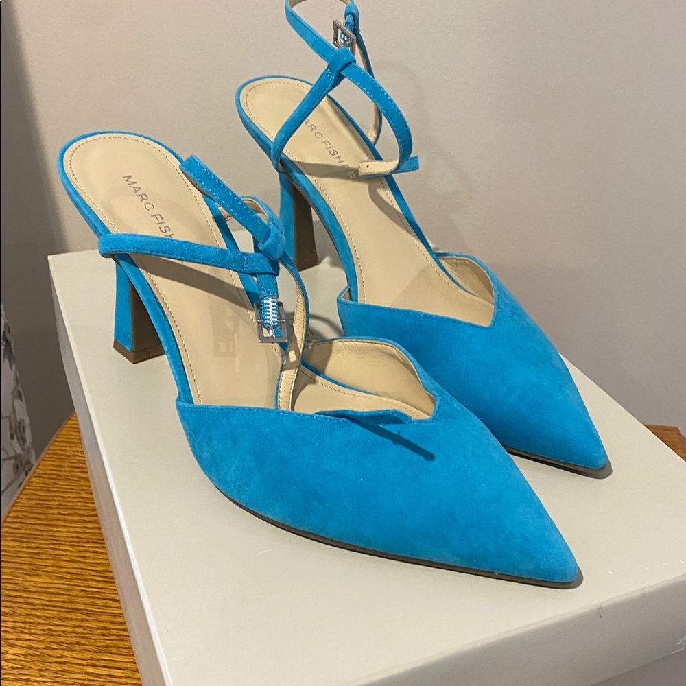 New! Marc Fisher Vibrant Blue Suede Slingback Heels.